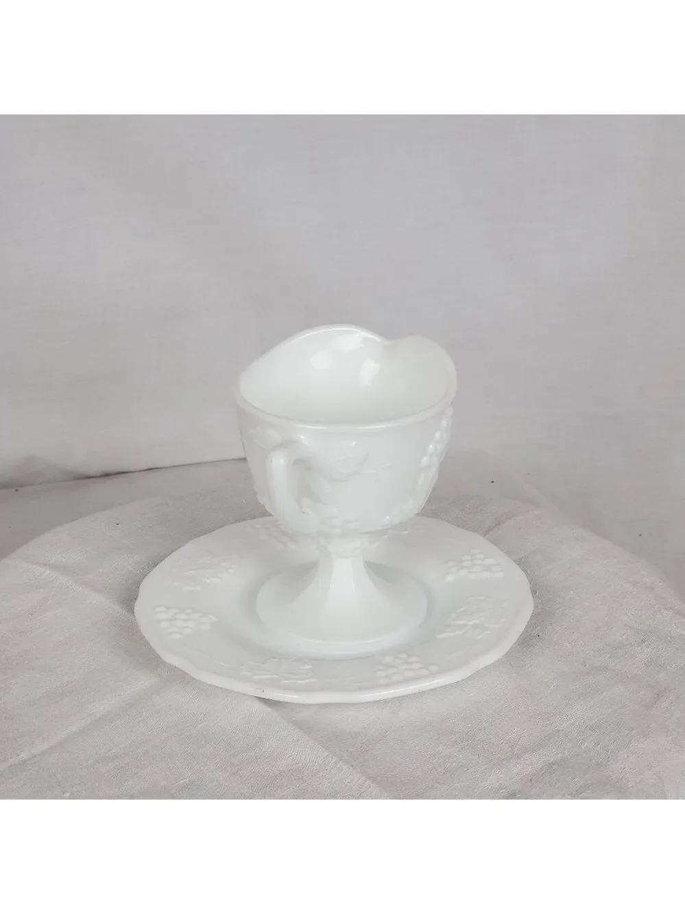 VTG Indiana Colony co Milk glass Harvest grape footed creamer / saucer